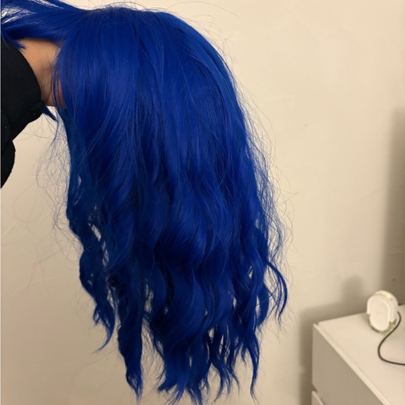 Short bob curl wig - Picture 2 of 3